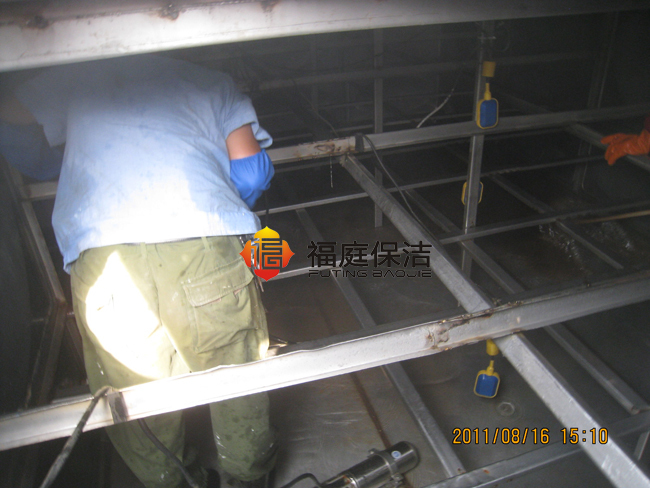 上海閘北區(qū)水箱清洗消毒公司 上海閘北區(qū)水箱清洗消毒公司